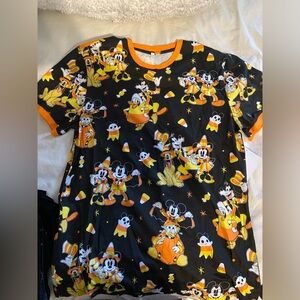 Mickey and friends Halloween 🎃 tee unisex